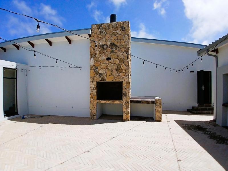 3 Bedroom Property for Sale in Stilbaai Wes Western Cape